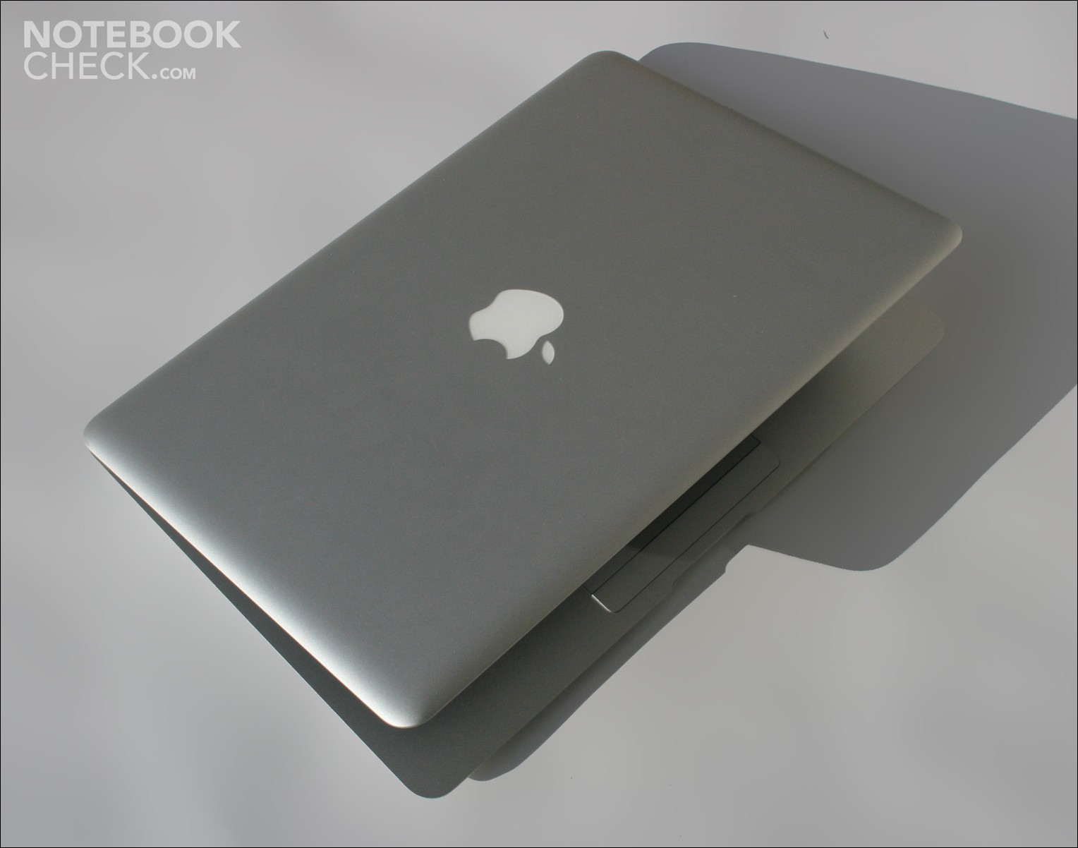 Обзор ноутбука Apple MacBook Air Mid 2009