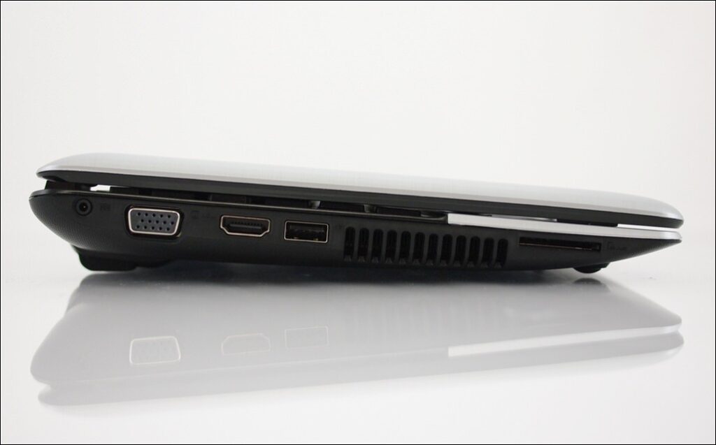 ASUS Eee PC 1215N