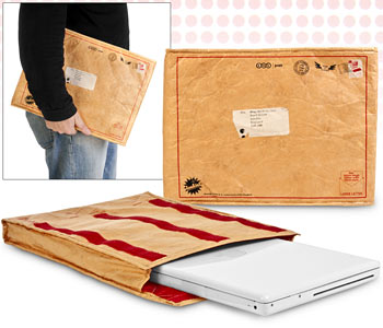 Undercover Laptops Sleeve — чехол для ноутбука в виде почтового конверта