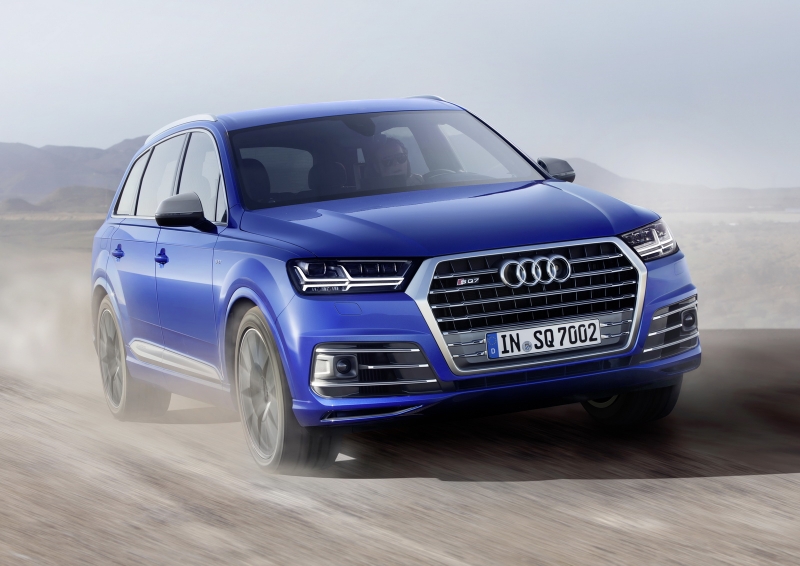 Audi SQ7 TDI — кроссовер с инновационным двигателем