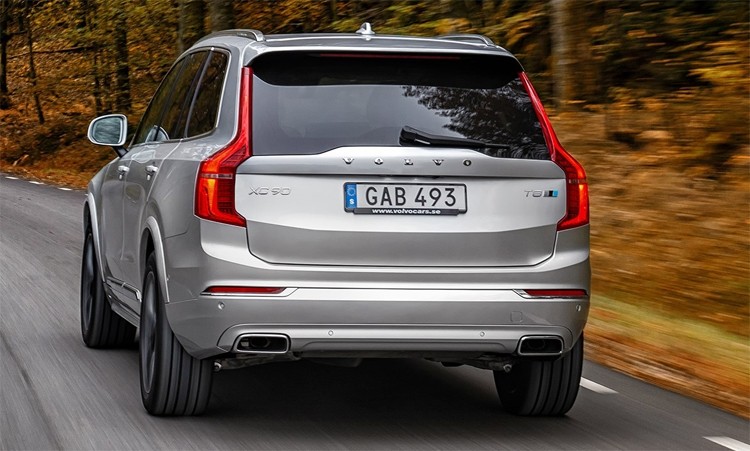 Volvo XC90 T8 Twin Engine в версии Polestar — мощный и стильный кроссовер