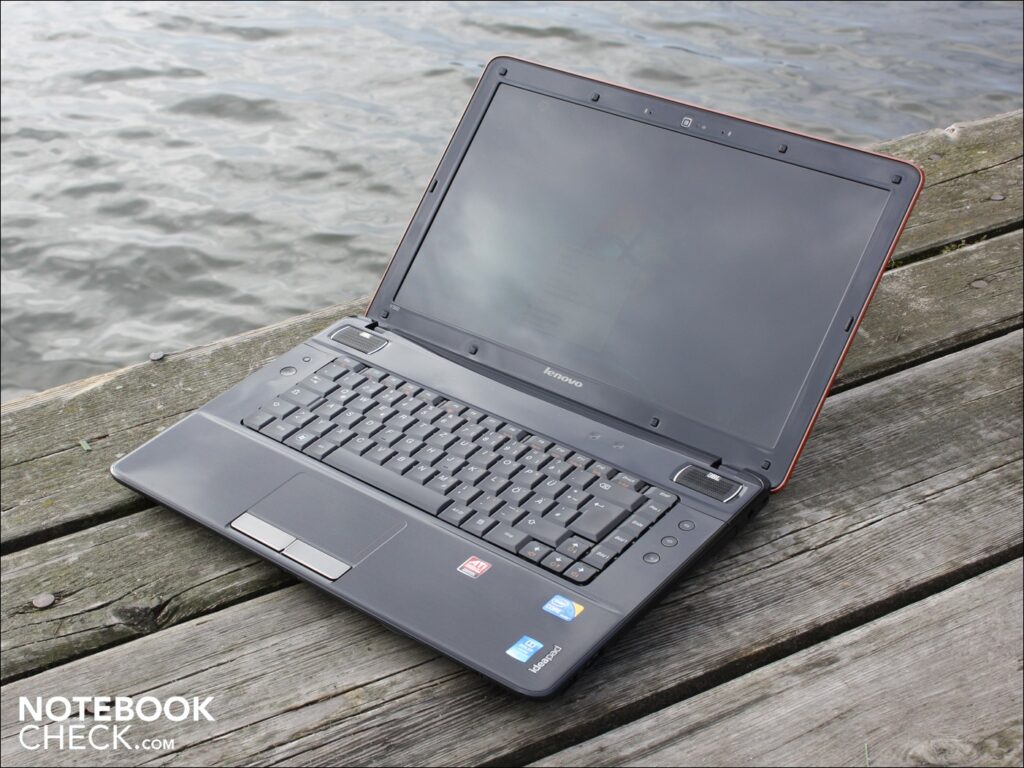 Lenovo IdeaPad Y560