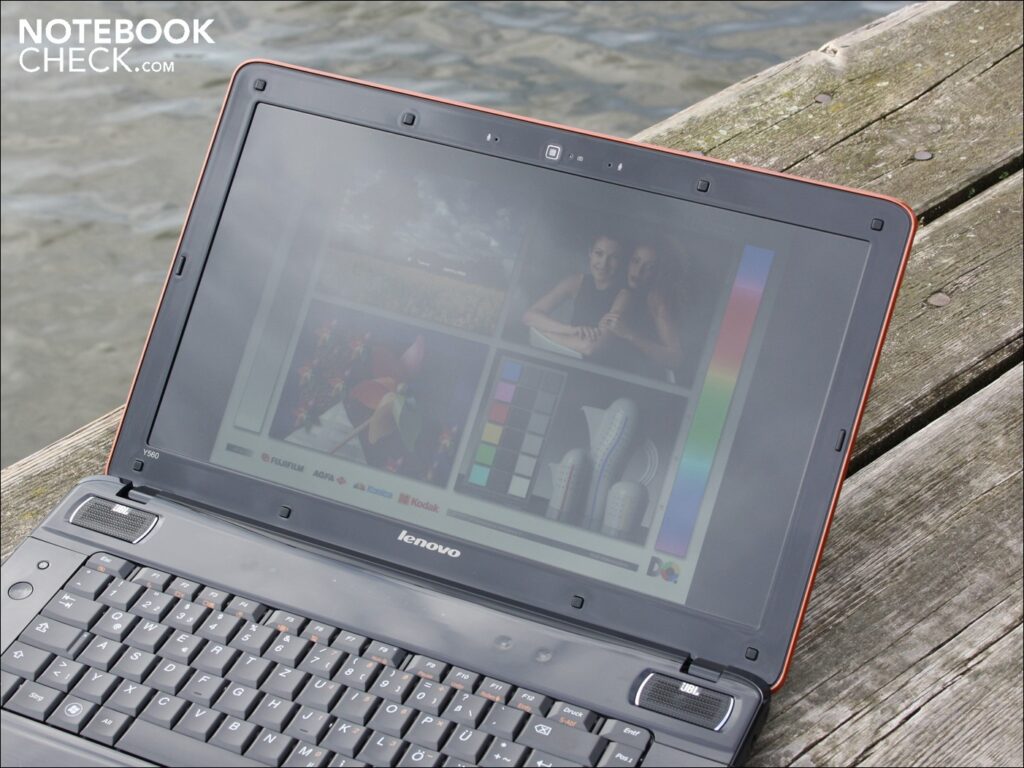 Lenovo IdeaPad Y560