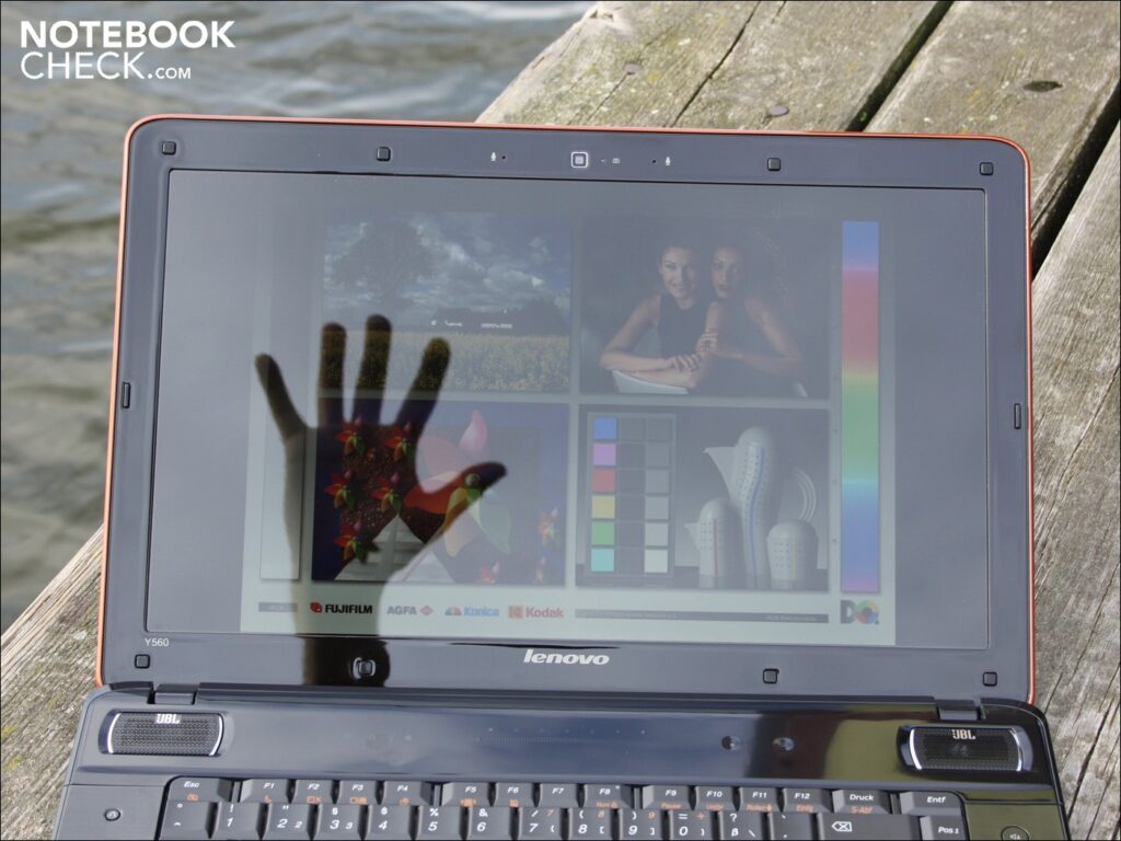 Lenovo IdeaPad Y560