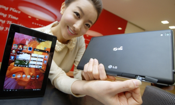 LG Optimus Pad LTE — планшет с поддержкой карт памяти до 32 Гб