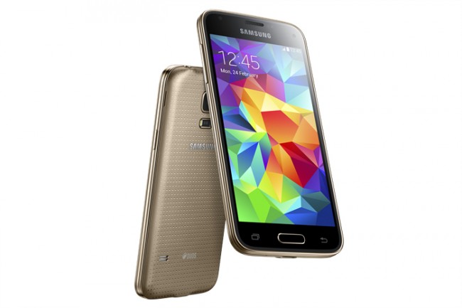 Смартфон Samsung Galaxy S5 mini уже продается в России