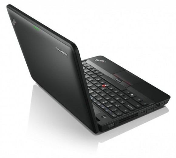 Lenovo ThinkPad X131e — прочный ноутбук для студентов