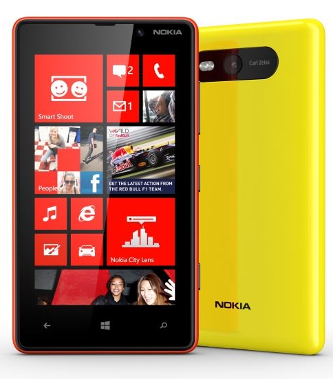 Nokia Lumia 920 и 820 — старт продаж в России