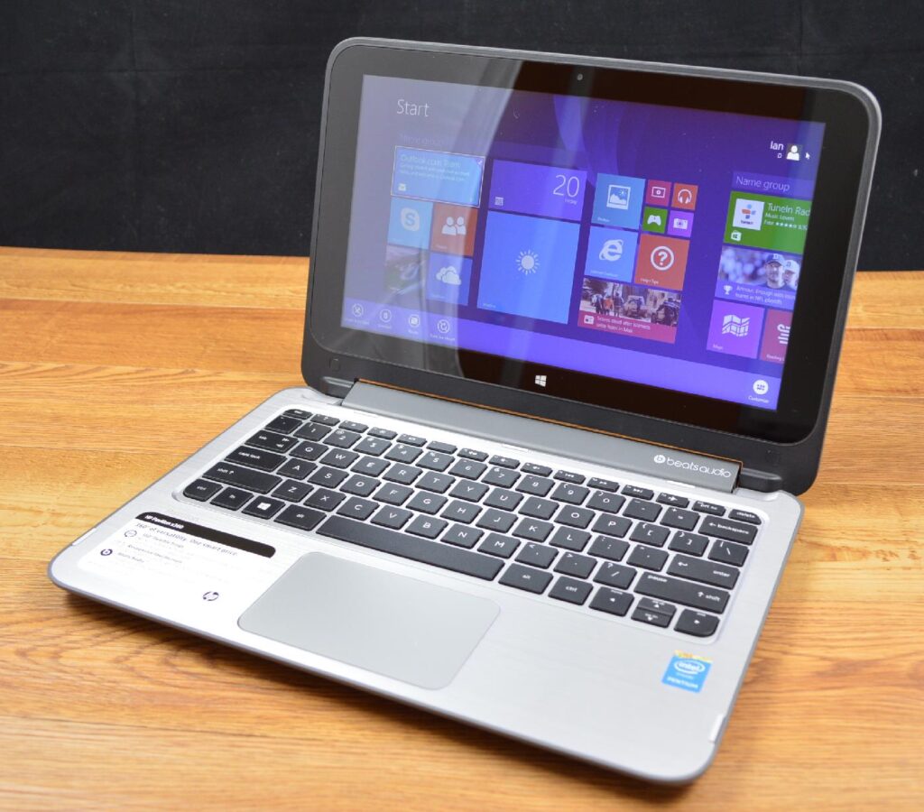 HP Pavilion x360 11